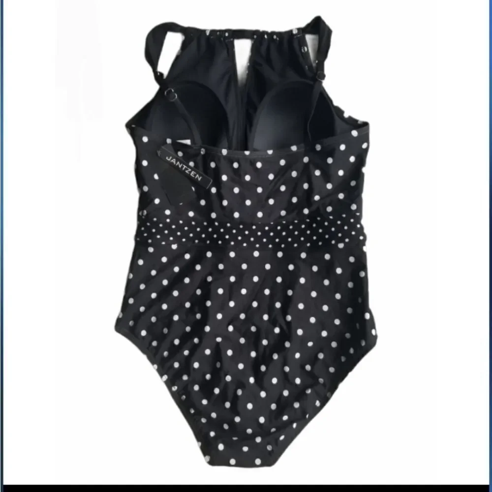 Jantzen Tummy control Black & White SZ 14 Swimsuit